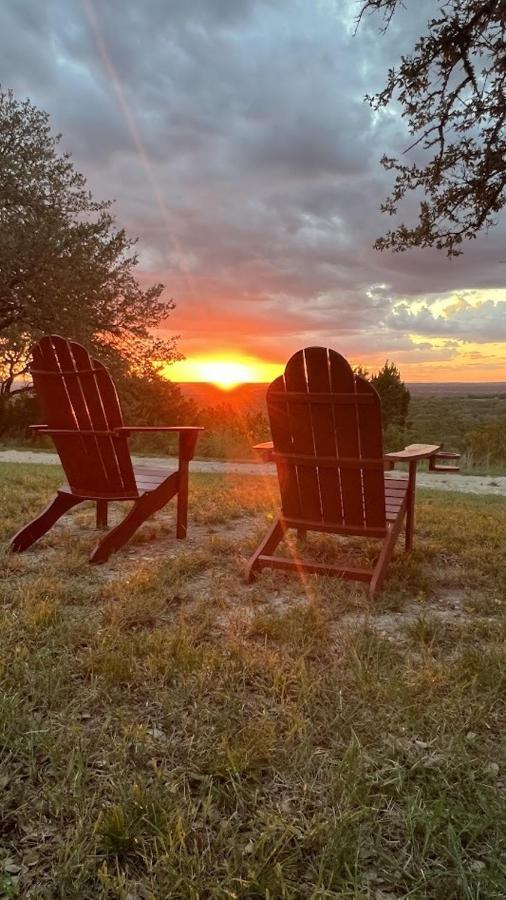 Hill Country Highland'S Bluebonnet Cottage Marble Falls Eksteriør billede